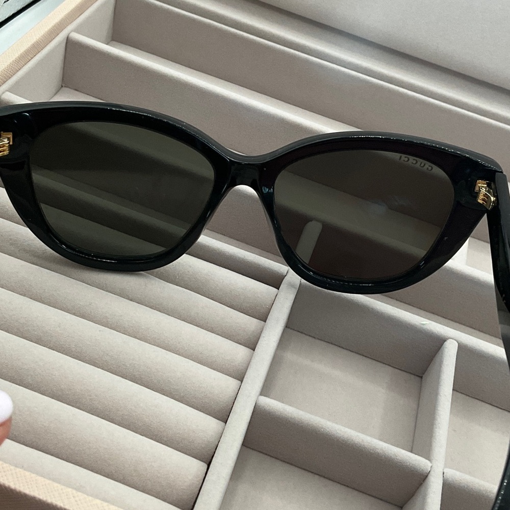 Gucci Dark Gray Sunglasses - Picture 6 of 8